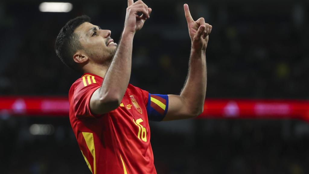 Rodri Hernández le dedica a su abuelo fallecido su doblete contra Brasil