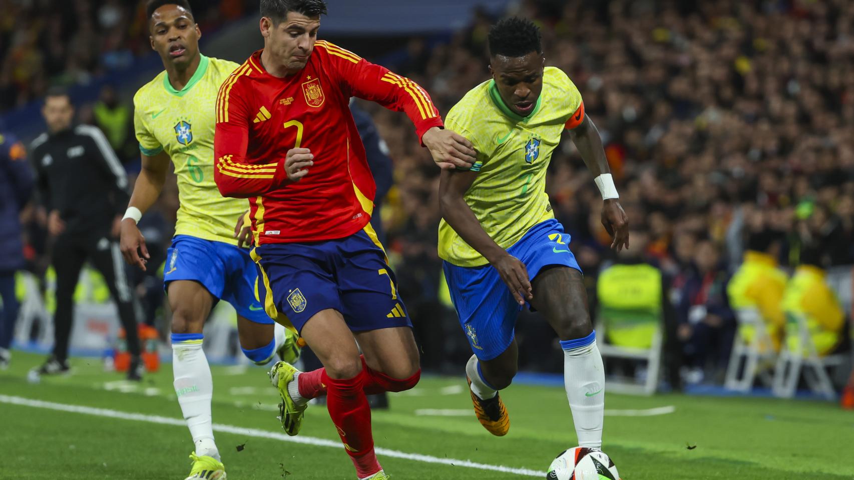 Vinicius en el amistoso España-Brasil celebrado para combatir el racismo