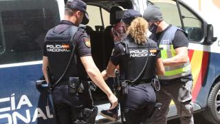 Agentes de la Policía Nacional, en una operación contra la trata en la prostitución