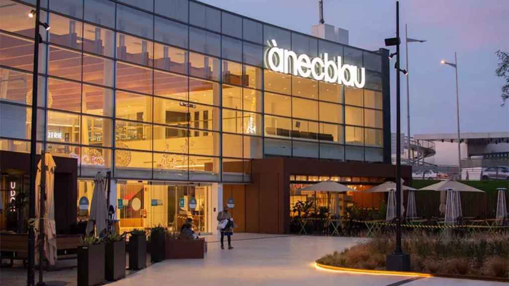Centre comercial Ànec Blau