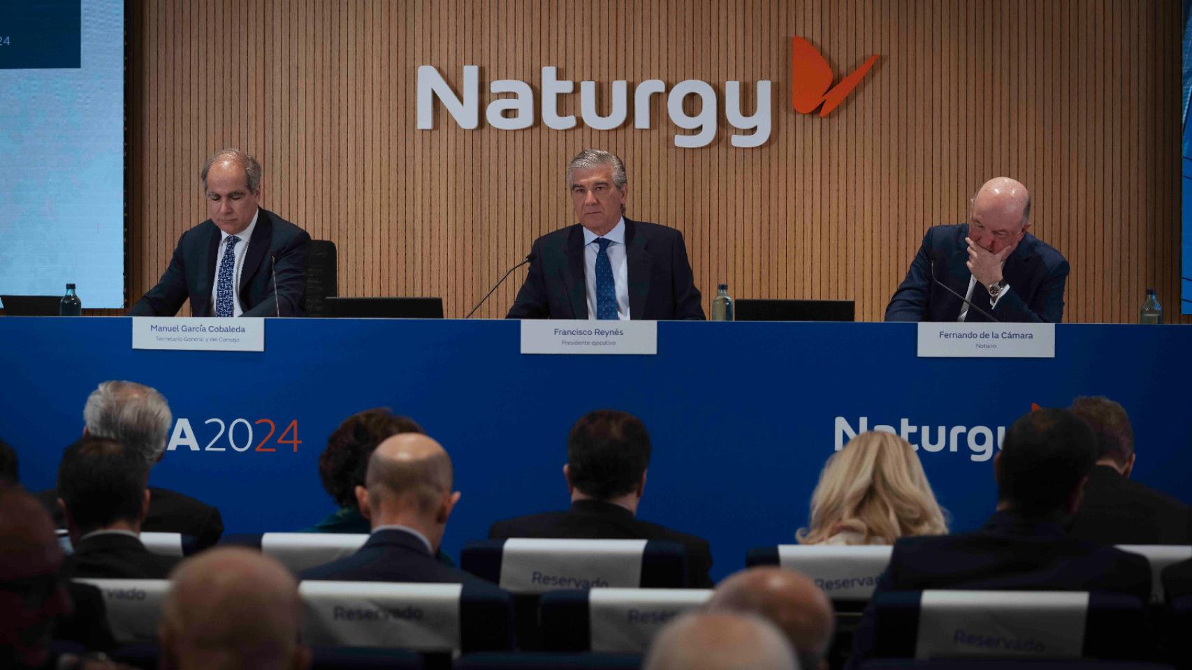Junta General Accionistas de Naturgy, encabezada por Francisco Reynés (c), de 2024