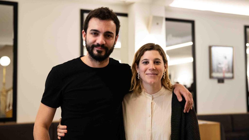 Los actores  de la obra Jauría Ángela Cervantes y Quim Àvila