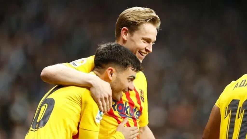 Pedri y De Jong en un partido con el Barça