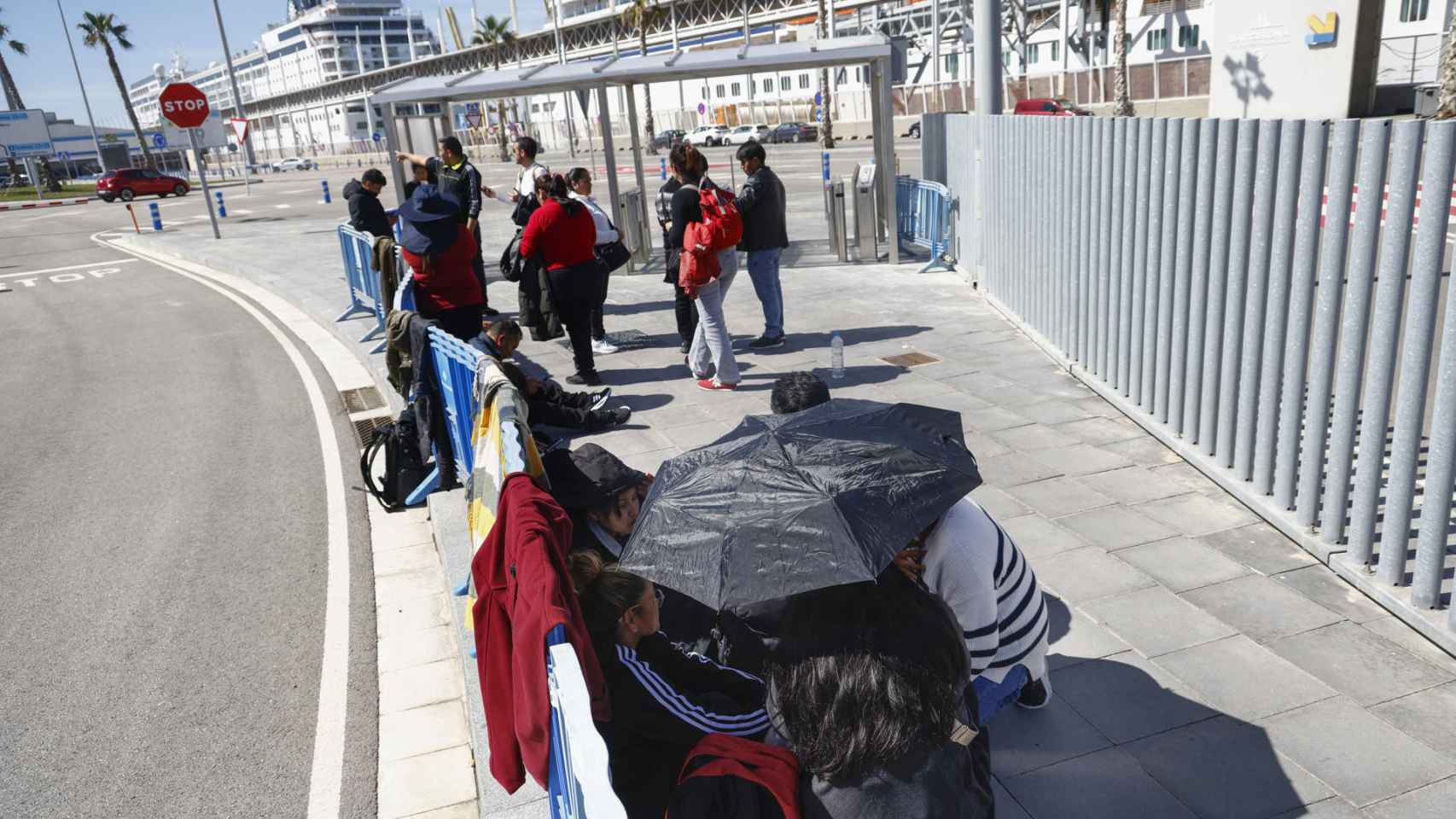 Grupo de bolivianos atrapados en el crucero MSC en el Port por tener visados irregulares