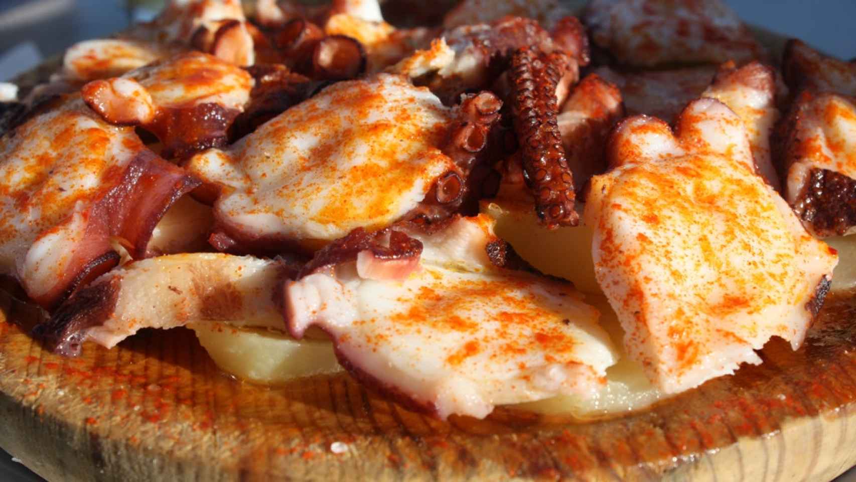 Un plato de pulpo a la gallega en una imagen de archivo