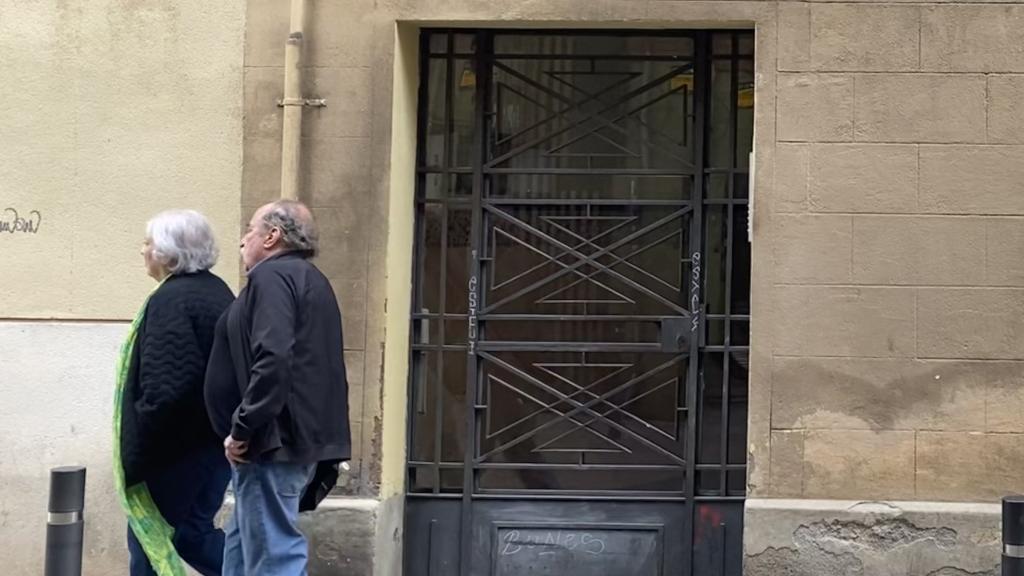 El bajo de la calle Riera de Sant Miquel en la que operaba el presunto grupo criminal liderado por Martina