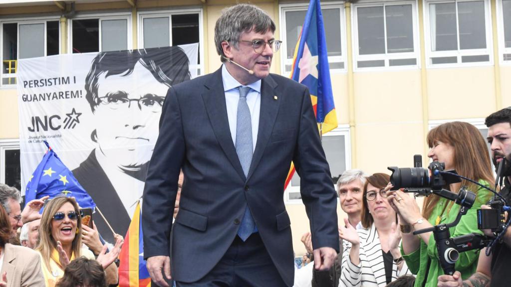 El expresidente de la Generalitat y candidato de Junts a las elecciones catalanas, Carles Puigdemont