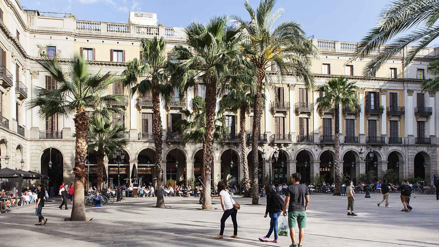 Barcelona 'rescata' Ciutat Vella: pide una subvención de la Generalitat para rehabilitar las viviendas