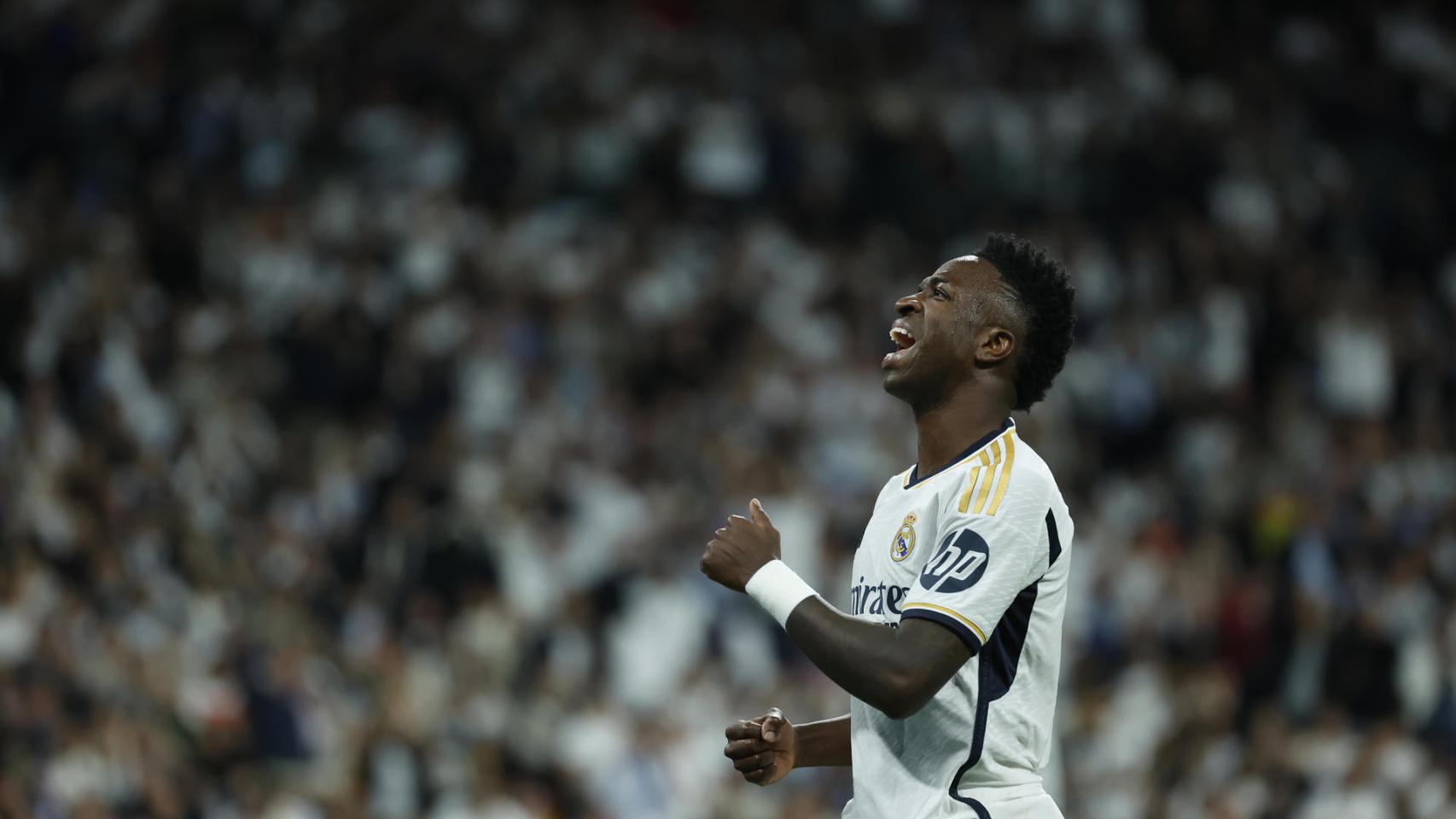 Vinicius lamenta una ocasión perdida por el Real Madrid ante el City