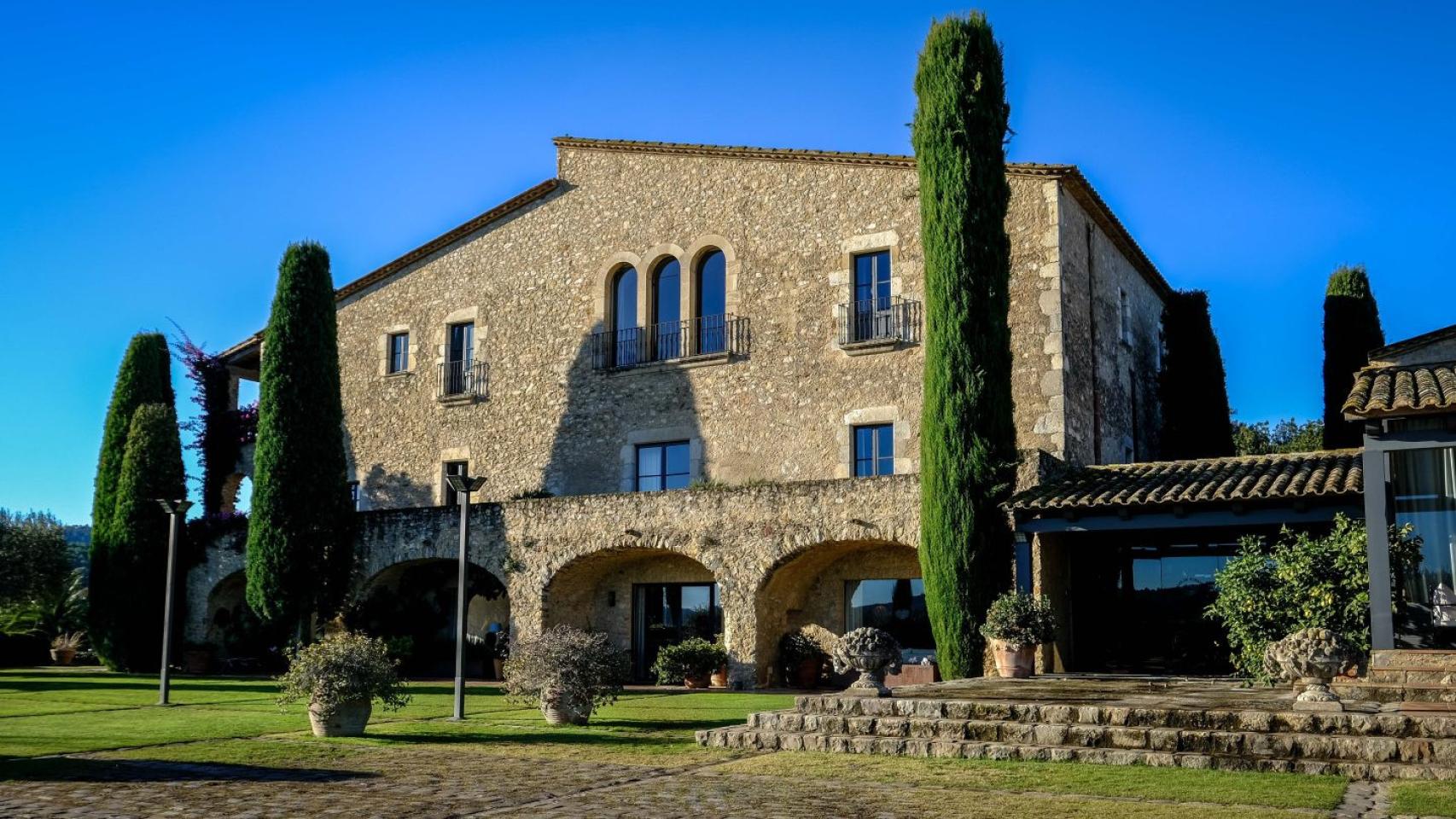 Fachada del hotel Mas de Torrent