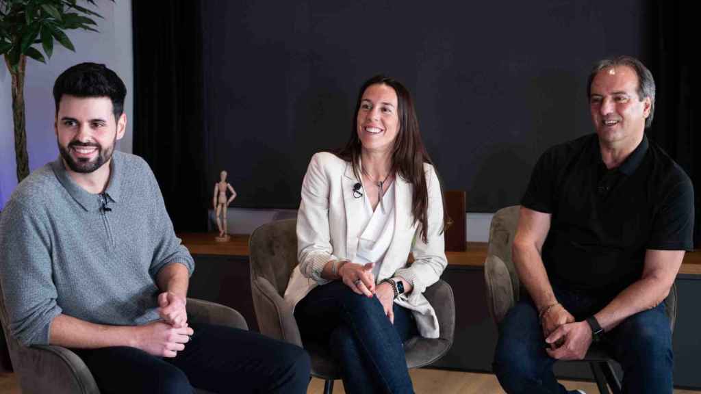 Participantes en la mesa redonda organizada por Barcelona IVF, Crónica Global y Metrópoli