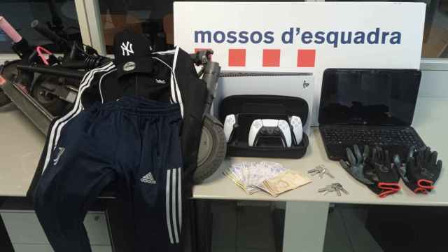 Objetos robados por el detenido en domicilios de Sant Martí