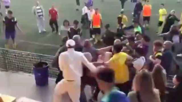 Pelea en un partido de juveniles en Castelldefels