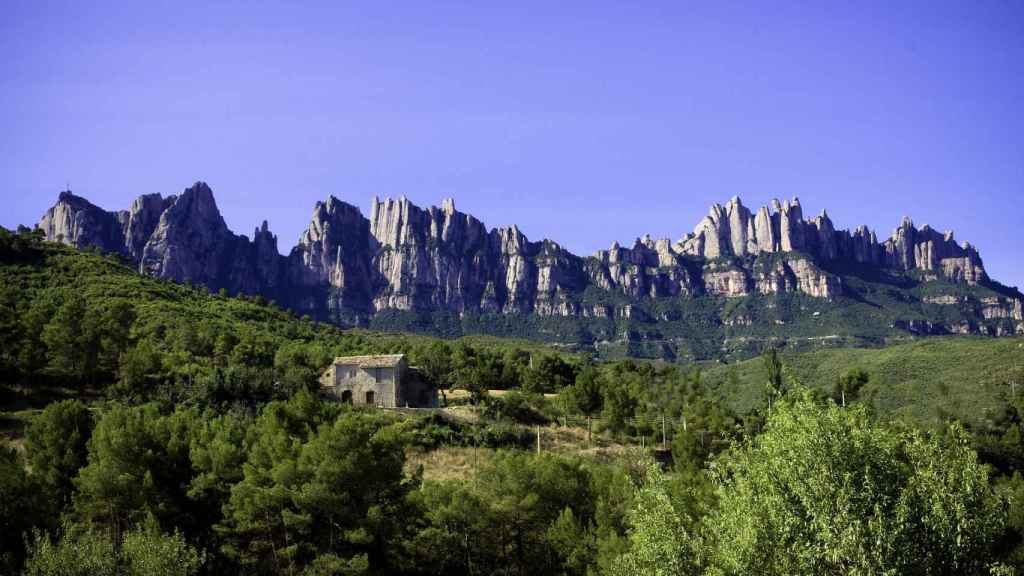 Vistes de montserrat des de Marganell