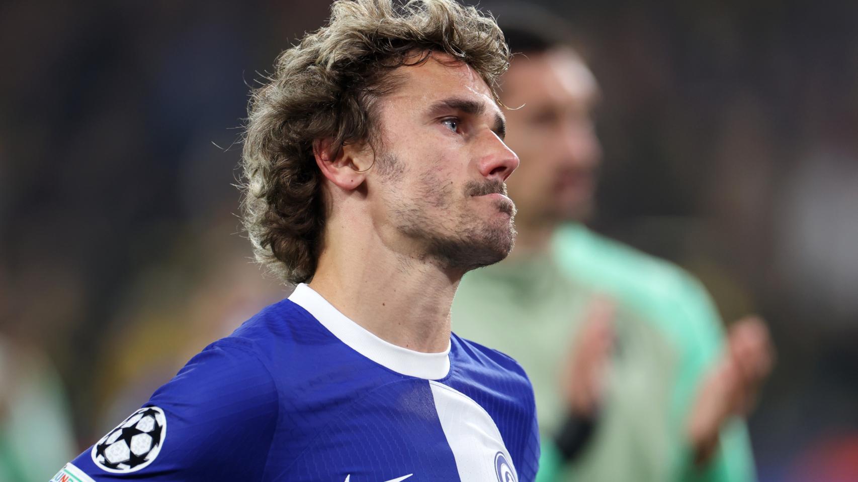 Antoine Griezmann, decepcionado tras la eliminación del Atlético de Madrid