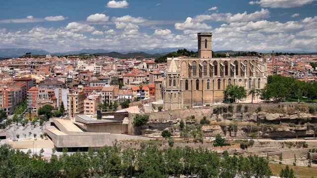 Ciudad de Manresa, a una hora de Barcelona