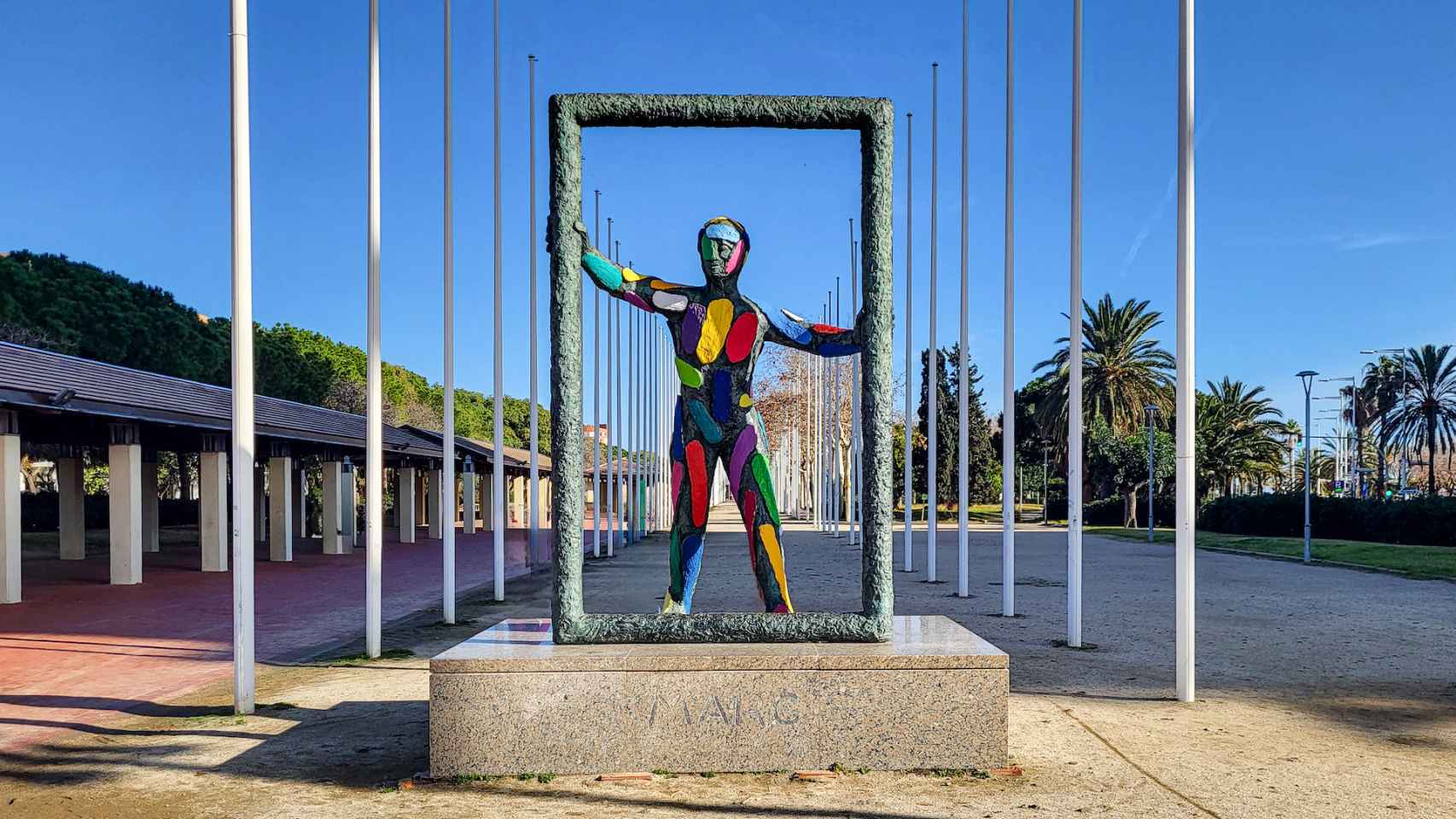 La escultura Threshold en una imagen de archivo