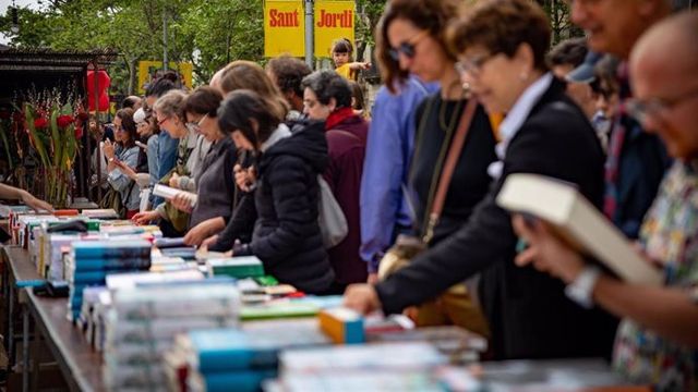 Imagen de Barcelona, en 2023, durante la celebración de Sant Jordi