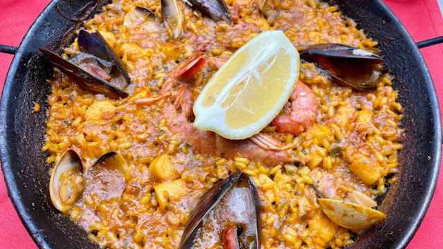 Una de las creaciones del Paellador en un restaurante de Las Ramblas