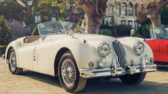 Vehículo Jaguar en Montjuïc