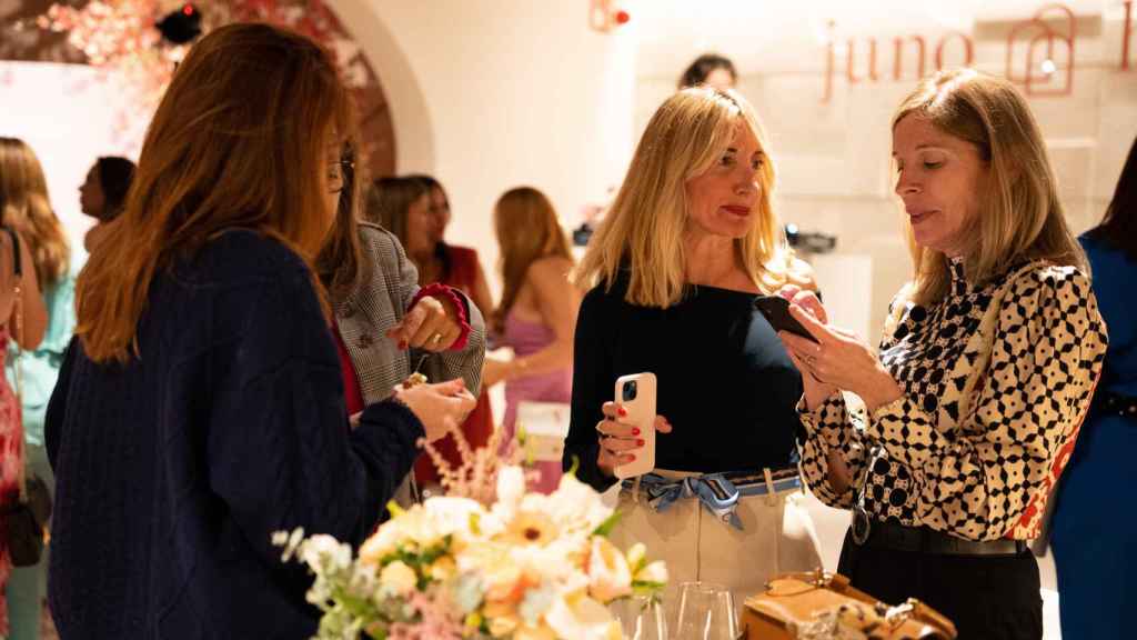 Celebració del segon aniversari de Juno House