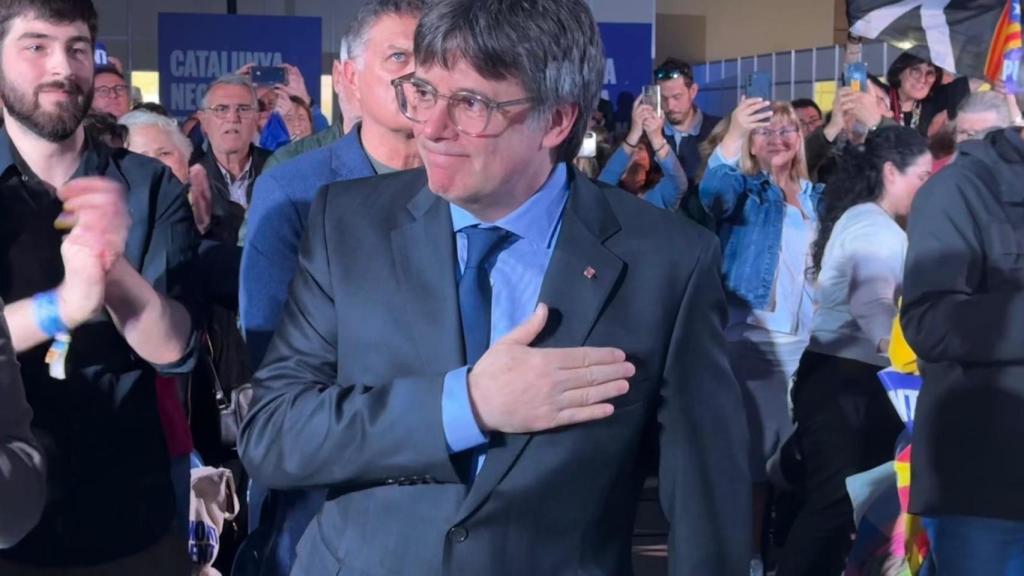 Carles Puigdemont, candidato de Junts+, en un mitin en Argelers (Francia)