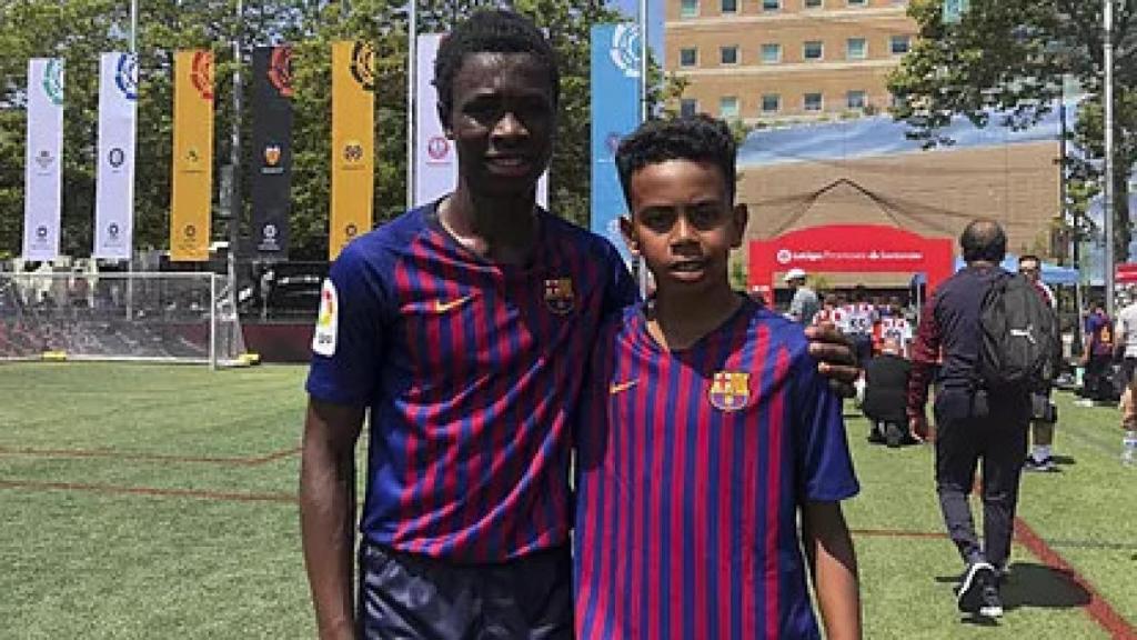 Landry Farré junto a Lamine Yamal, en las categorías inferiores