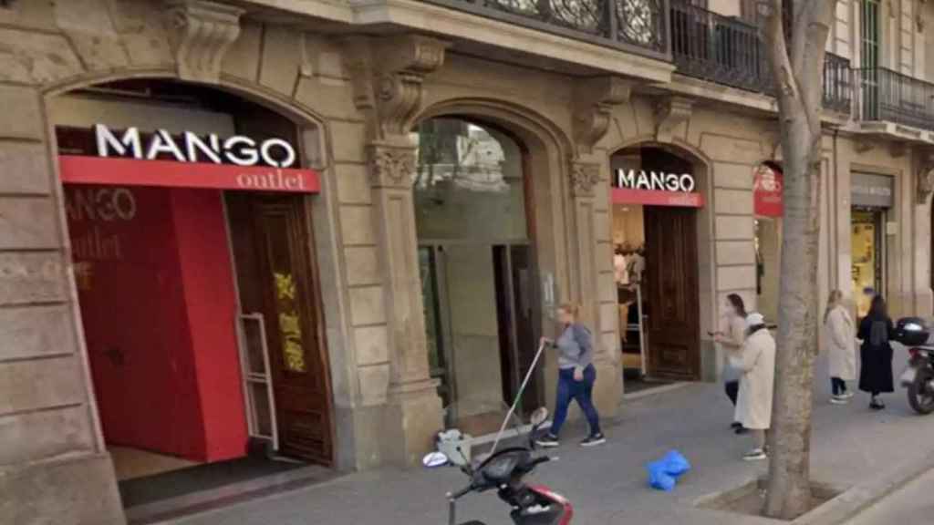 Imagen del Mango Outlet en la calle de Girona