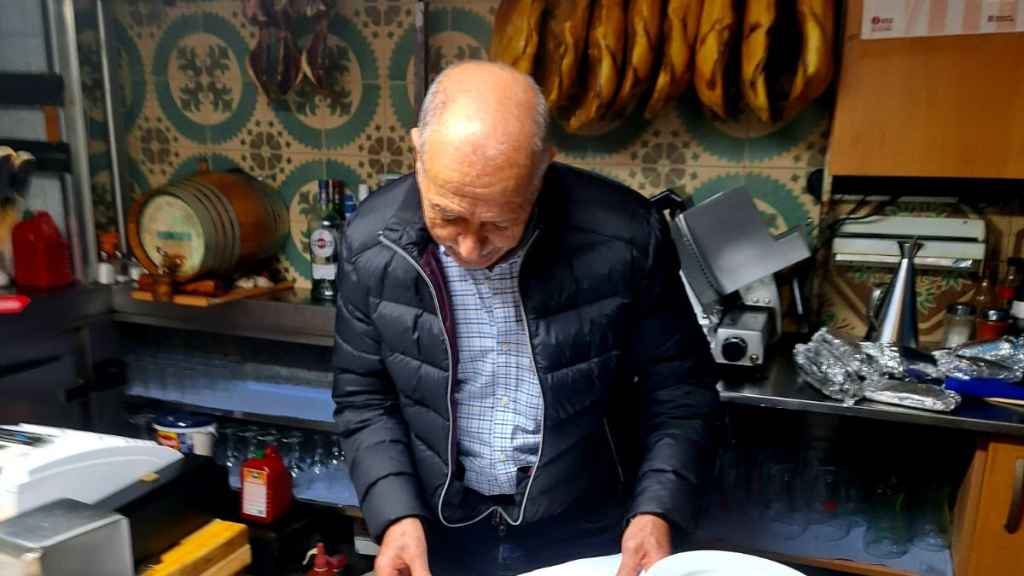 José Daíz, el propietario, el local de La Gamba de Barcelona