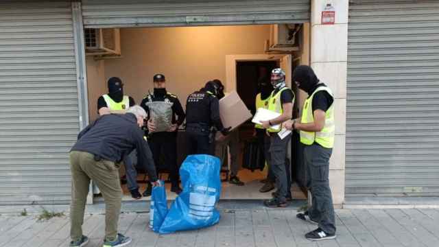 Operativo antidroga en una asociación cannábica de La Mora, en Badalona