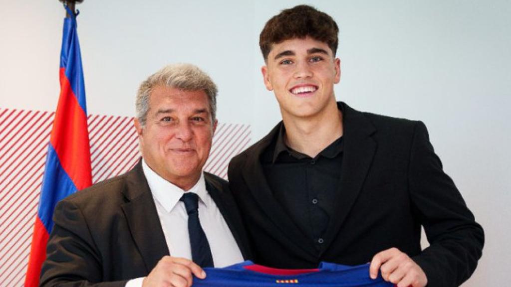 Joan Laporta y Pau Cubarsí cierran la renovación del central hasta 2027