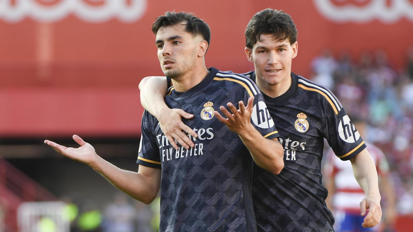 Brahim Díaz celebra uno de sus goles contra el Granada