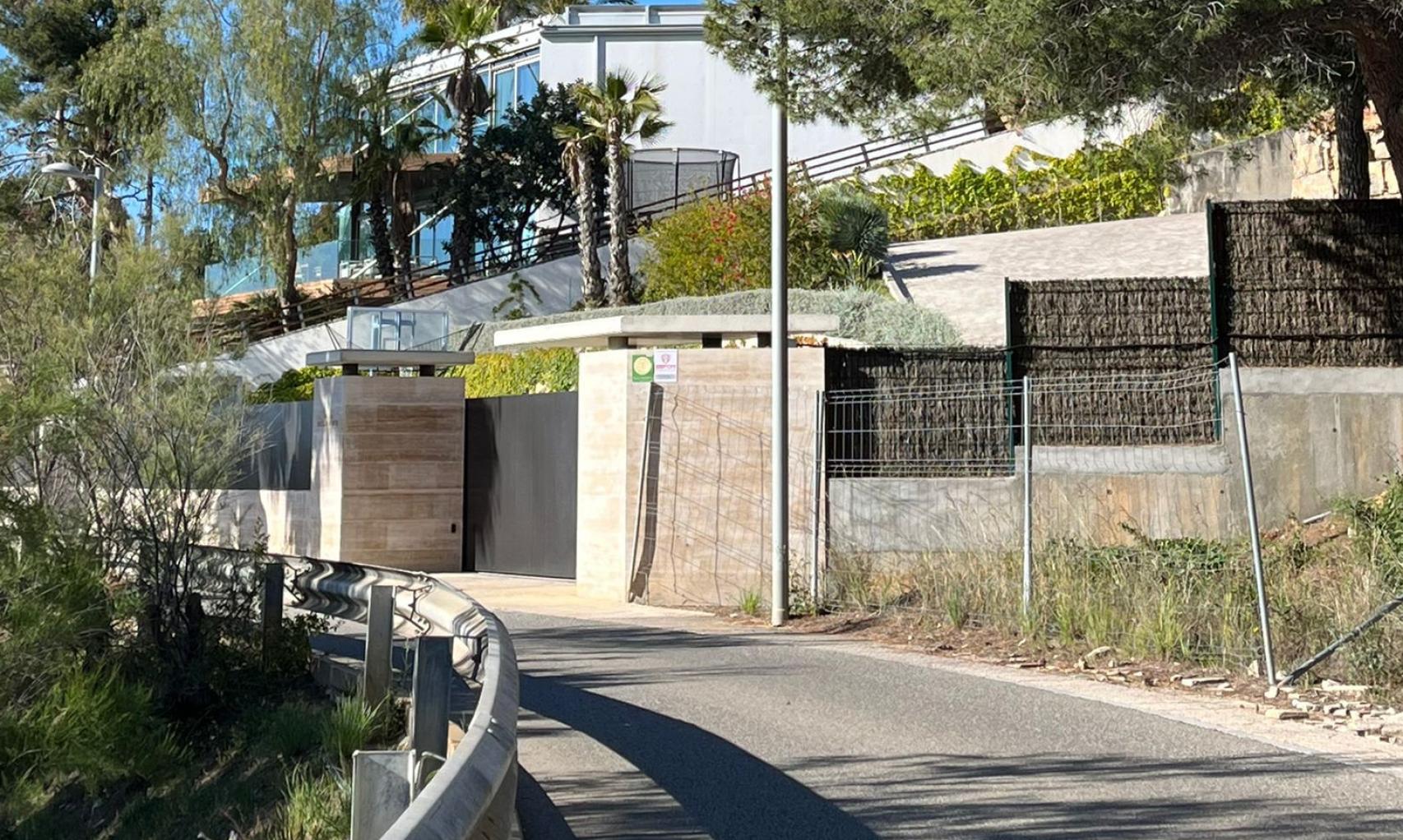 El portal de la casa de Jules Koundé