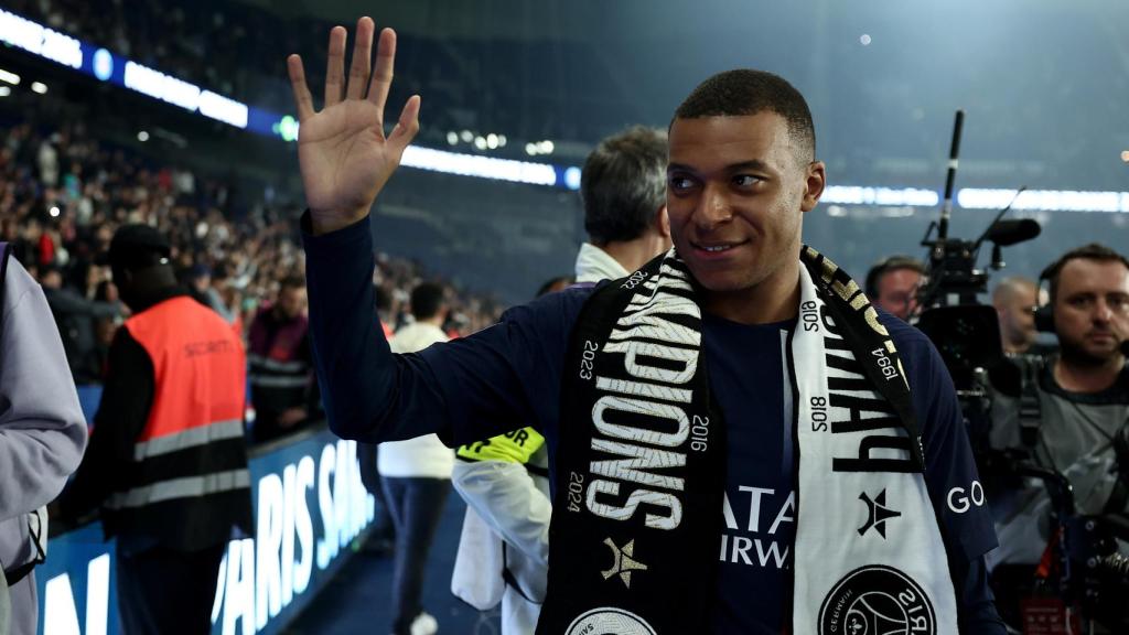 Kylian Mbappé se despide para siempre del París Saint-Germain y su afición