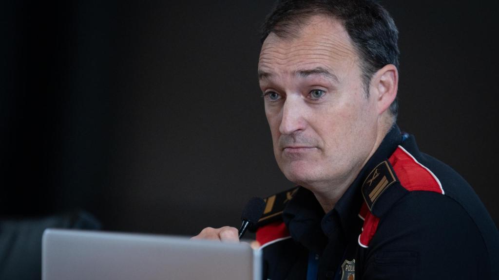 El comisario jefe de Mossos, Eduard Sallent, durante una rueda de prensa
