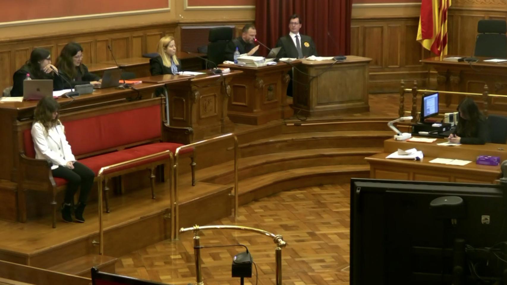 La filicida de Sant Joan Despí en el juicio que ha arrancado este lunes en la Audiencia de Barcelona