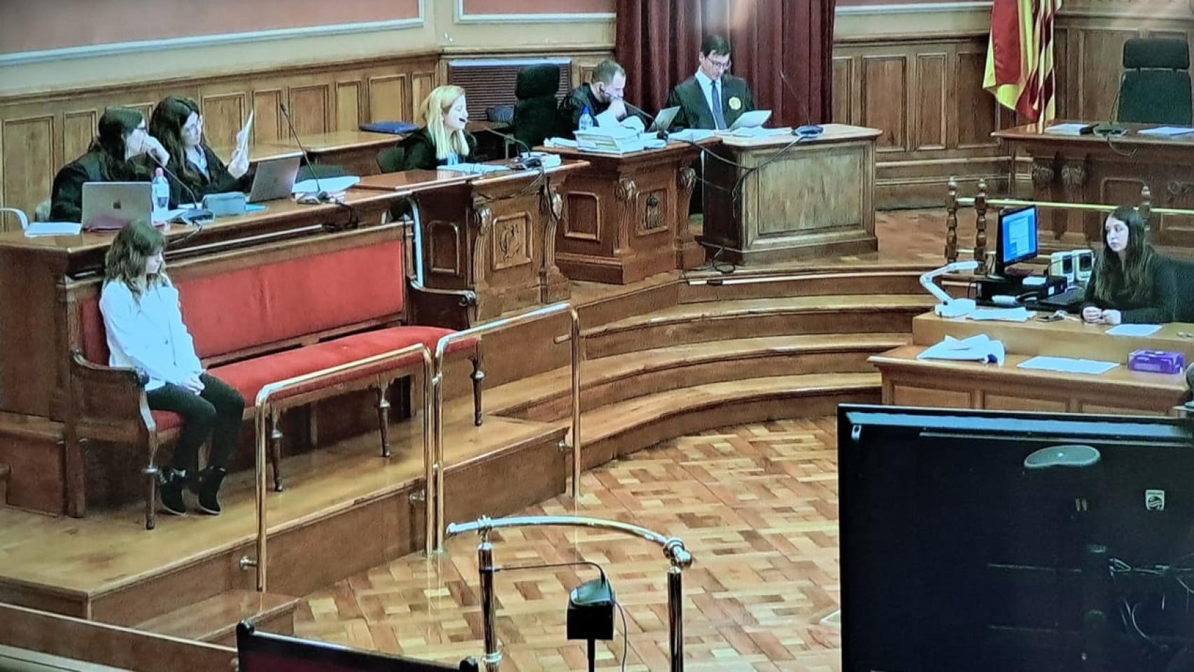 Juicio a Cristina Rivas, la mujer confesó matar a su hija Yaiza en Sant Joan Despí (Barcelona) para quien las acusaciones piden prisión permanente revisable