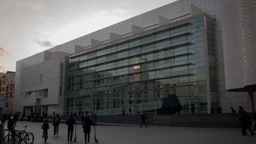 Plaza del Museu d'Art Contemporani de Barcelona (Macba), donde se harán las obras de ampliación del museo