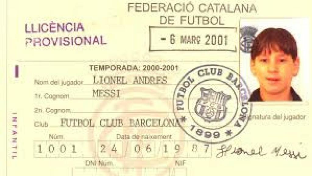 Una imagen del documento de Leo Messi de su primer año con el Barça