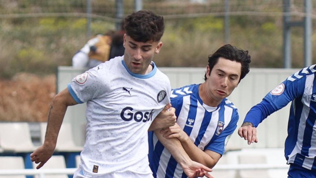 Marc Alegre, en un partido con el Girona B