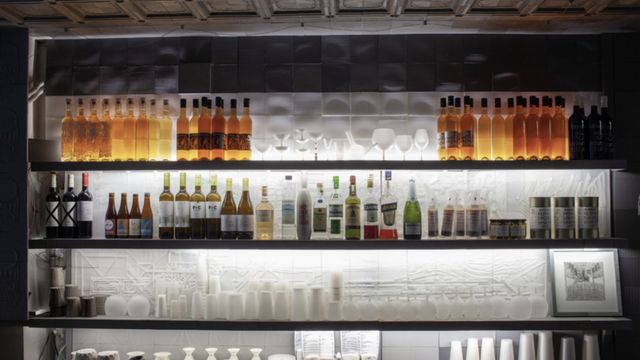 Ex-Designer Bar