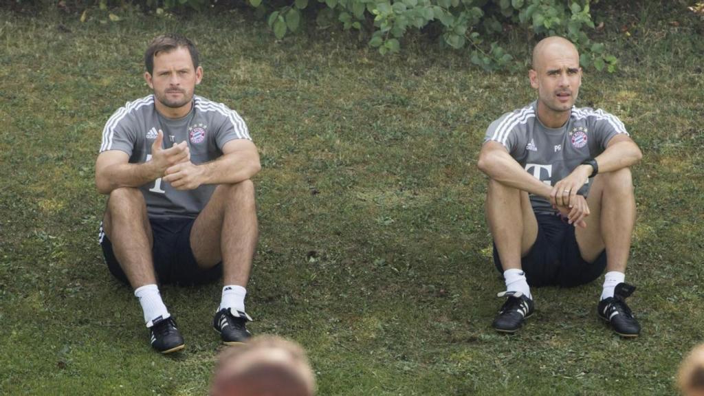 Toni Tapalovic, junto a Pep Guardiola, en el Bayern Múnich