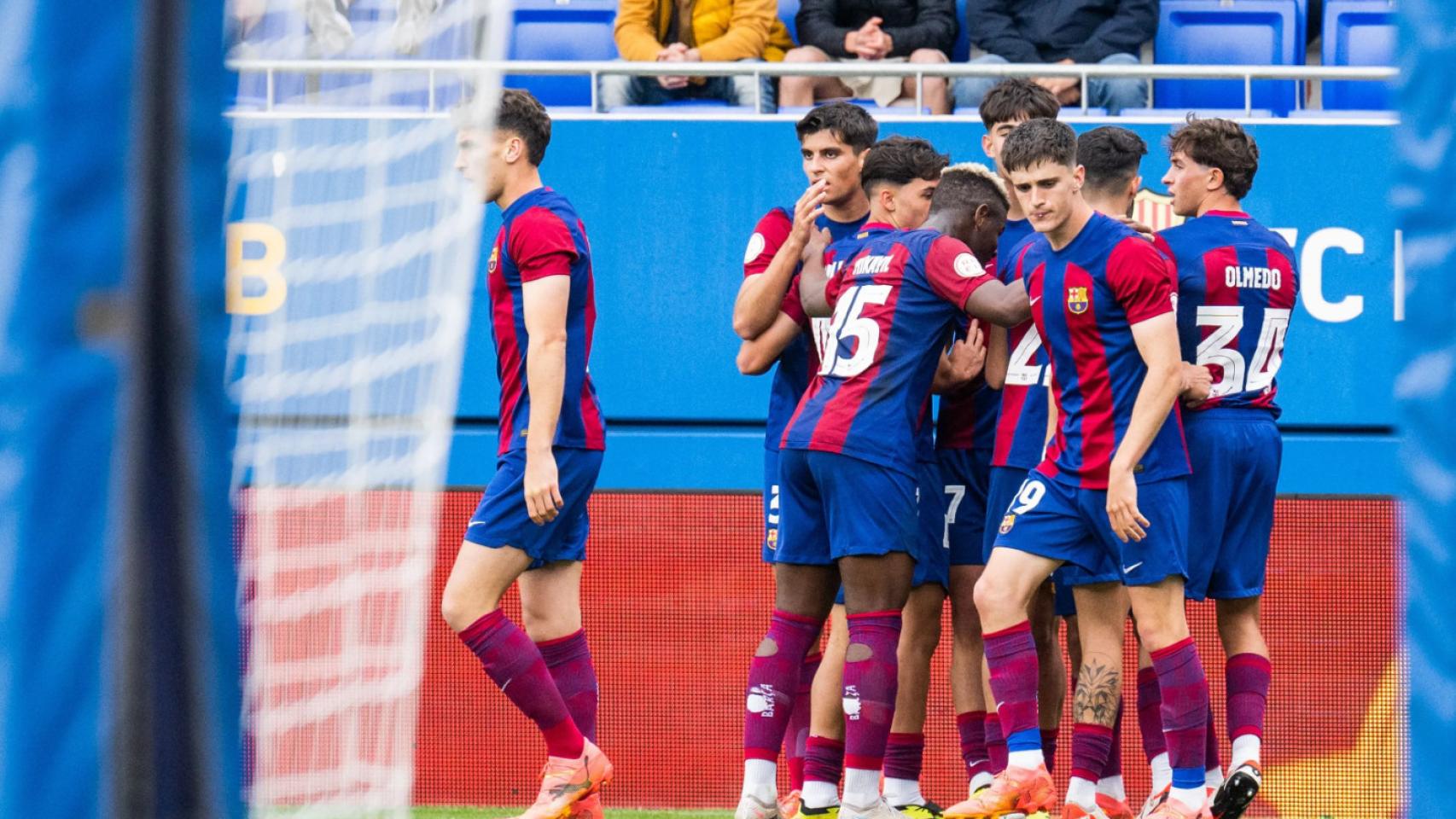 El Barça B celebra el único gol del triunfo contra el Lugo