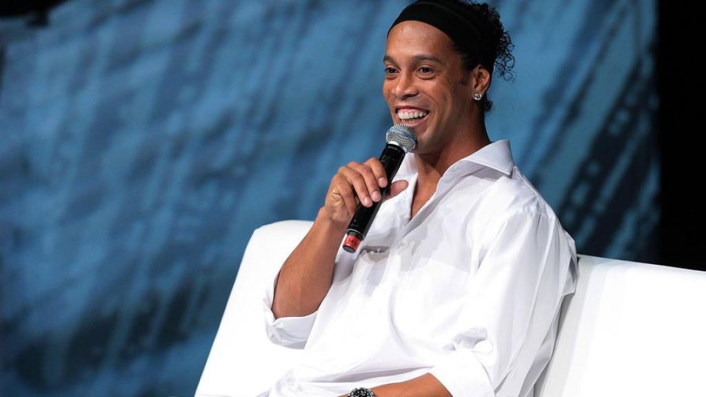 Ronaldinho Gaúcho, el jugador que inspiró los NFT de Shirtum