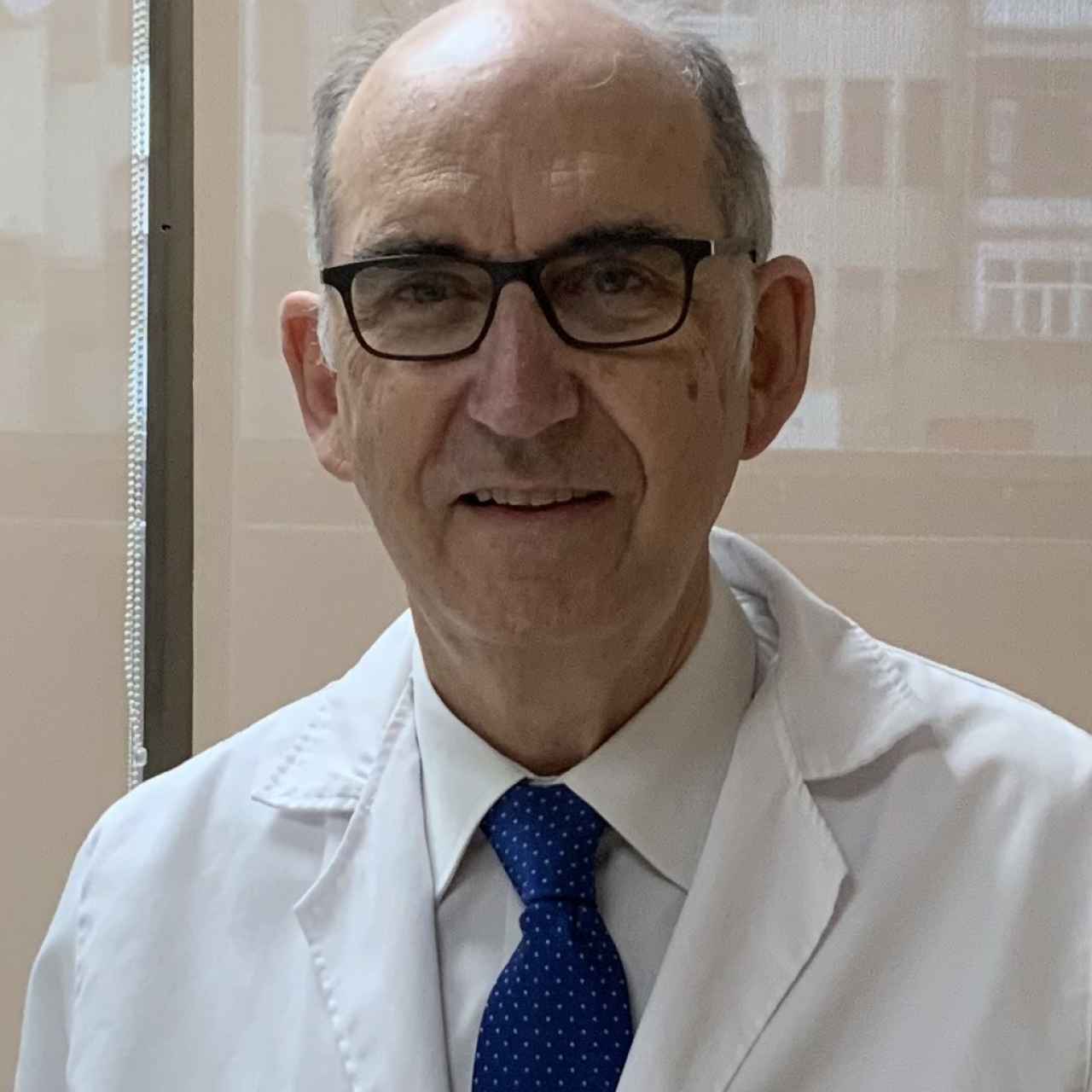 Cayetano Alegre, jefe de servicio de Reumatología del Hospital Universitari Dexeus