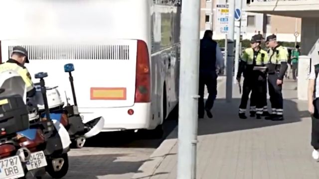 Control a un bus escolar en Barcelona