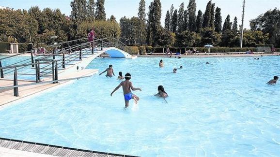 Piscina Municipal de Can Dragó