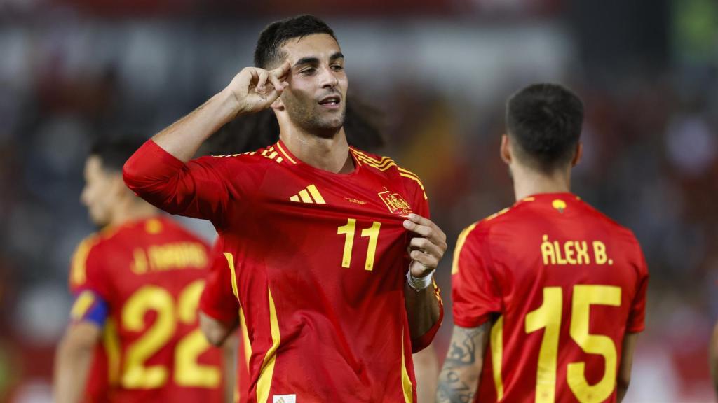 Ferran Torres, futbolista del Barça, festeja un gol en la previa de la Eurocopa 2024
