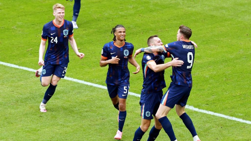 Wout Weghorst, apodado por Messi como 'bobo', anota el gol de la victoria de Países Bajos