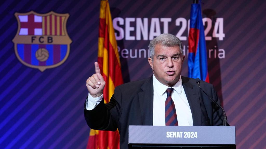 El presidente del Barça, Joan Laporta, en su discurso durante la reunión ordinaria del senado
